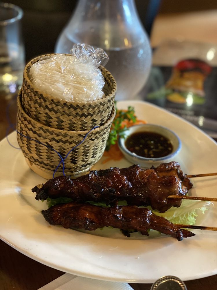 Ban Chok Dee Thai Cuisine-Langley