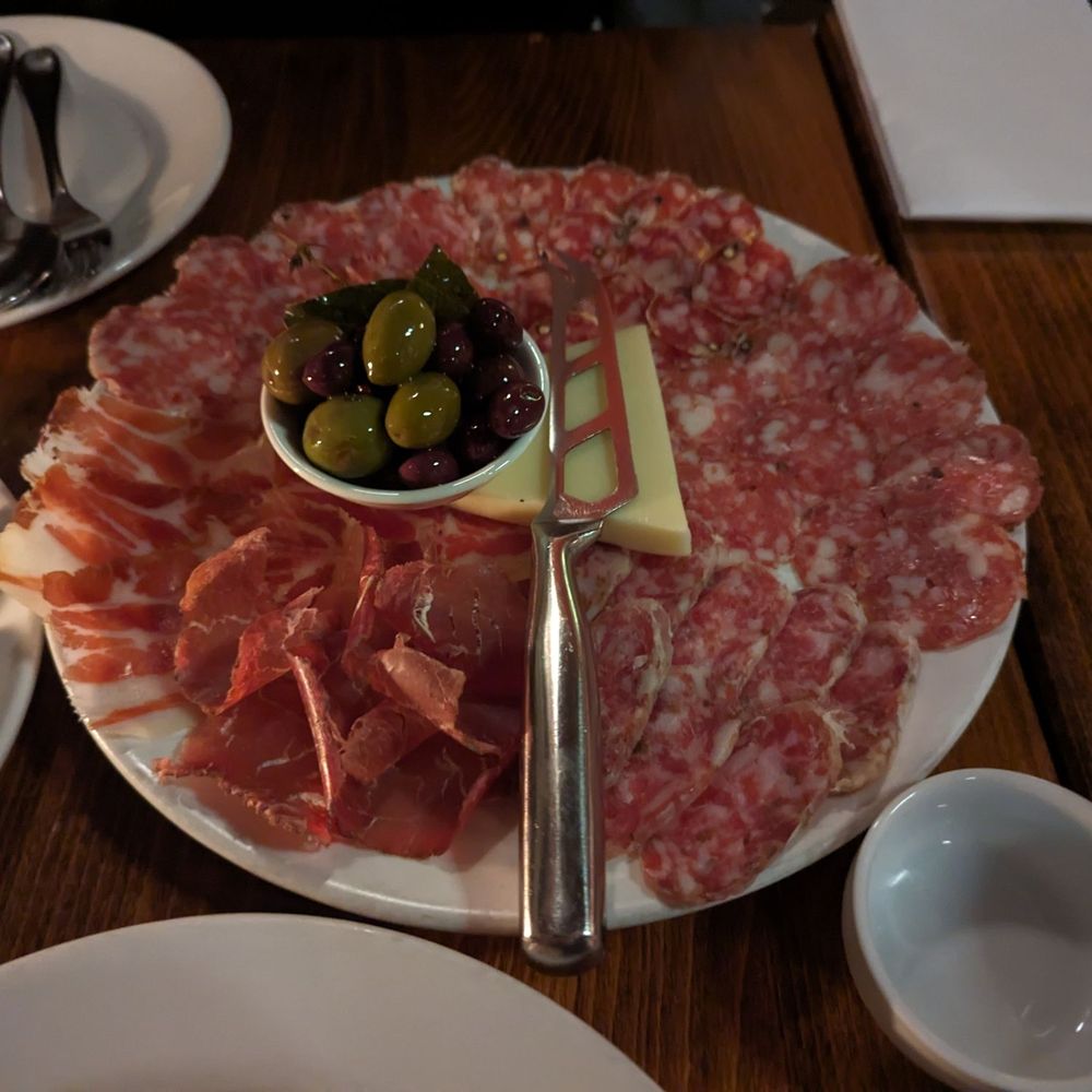 Victoria Restaurant Selects Victoria, BC, Canada Last Updated 2023