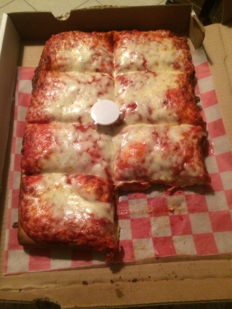 Hotel Loyal Pizza 17 Reviews 615 Ligonier St Latrobe Photo Of Hotel Loyal Pizza Latrobe Pa United States