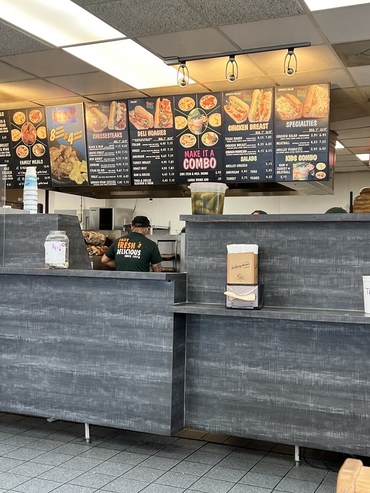 The Steak' N Hoagie Shop