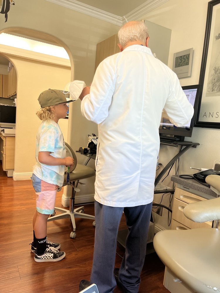 image of business Kingsburg Smile Center