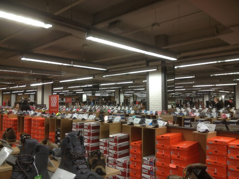 Dsw Designer Shoe Warehouse New York Ny Dsw Designer Shoe Warehouse New York Ny