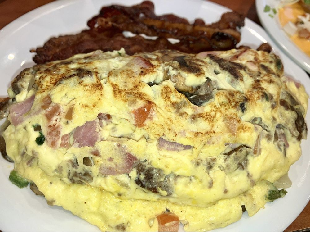 Golden Corral Buffet & Grill