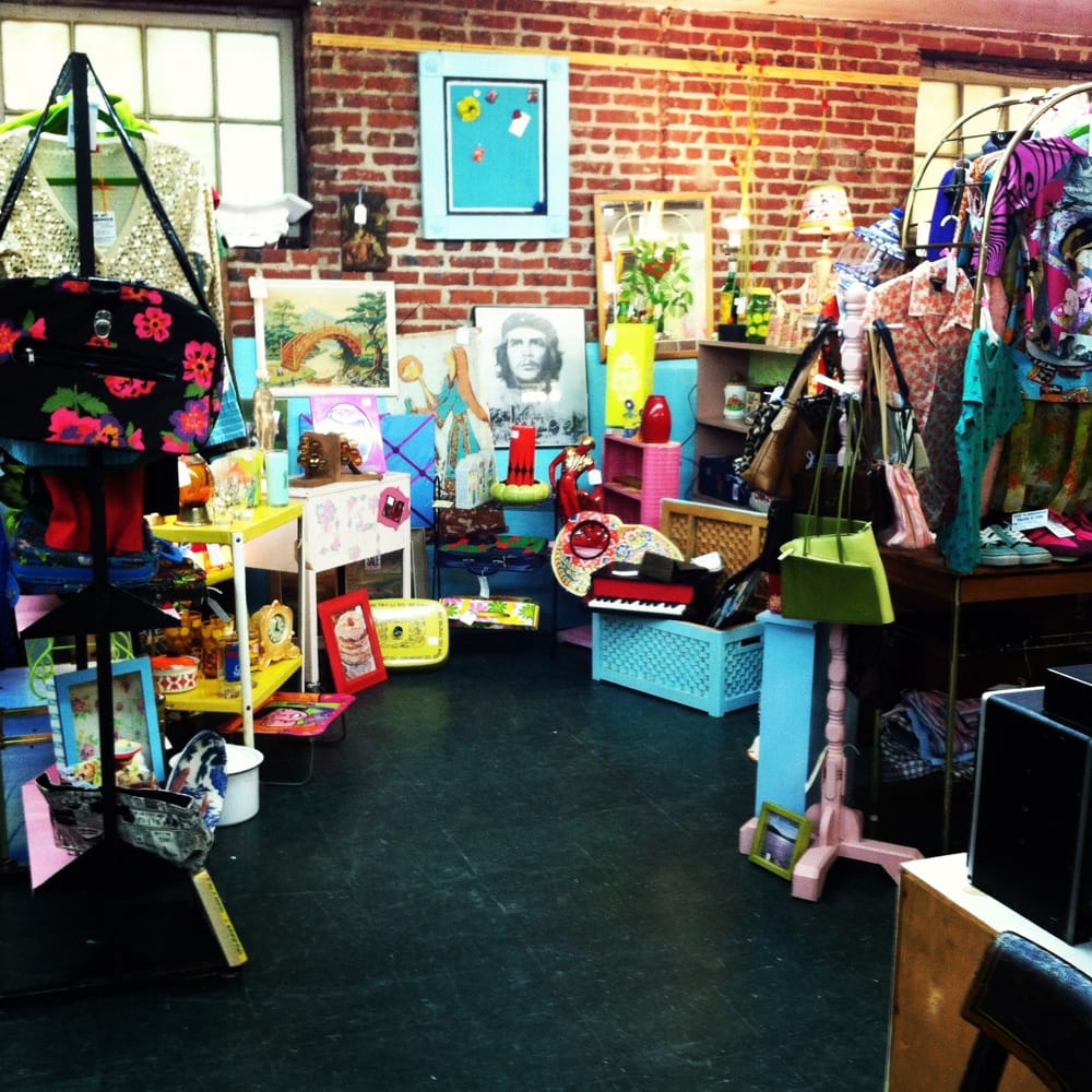 Avenue Antiques CLOSED 16 Photos & 14 Reviews Antiques 901 W