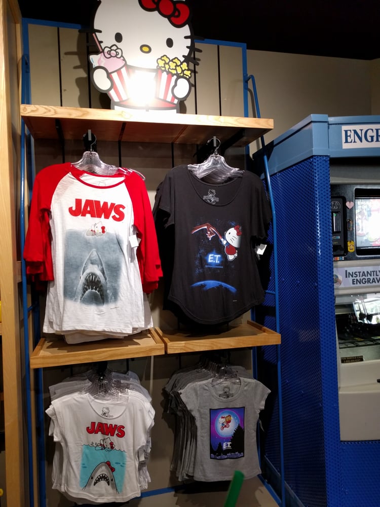 Universal Studios Store 22 Photos & 10 Reviews Souvenir Shops