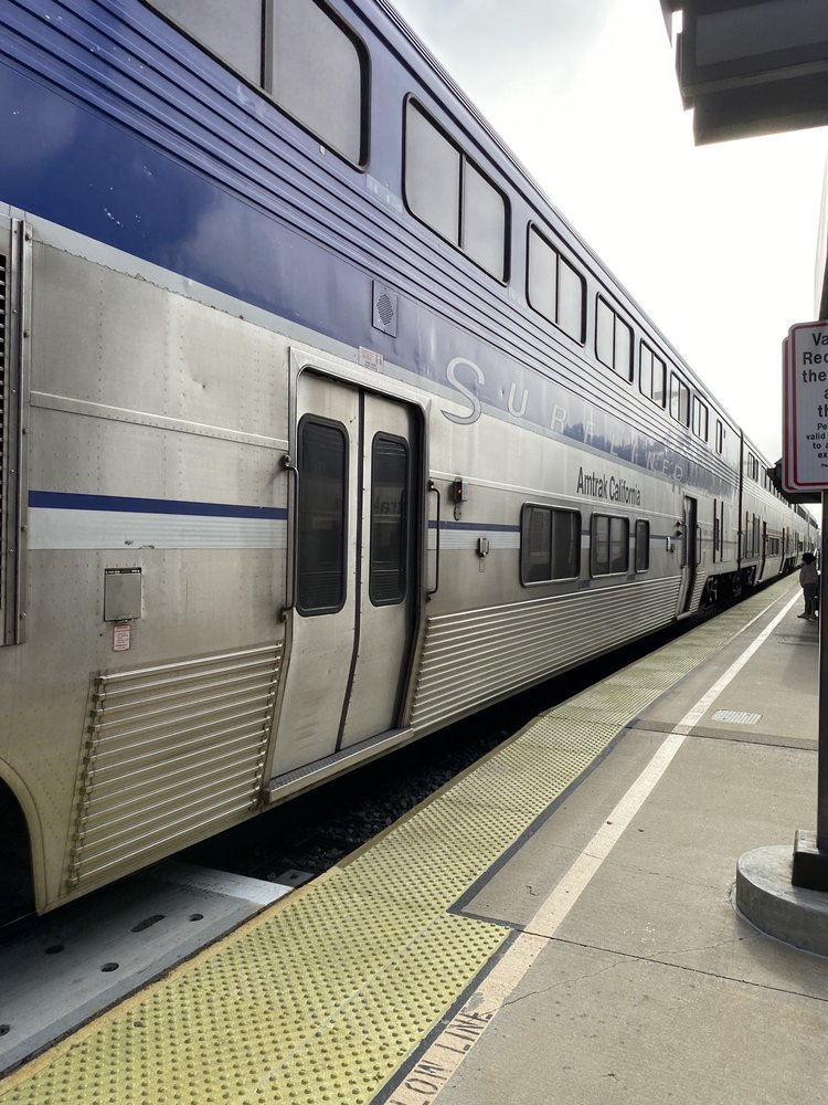 Moorpark Metrolink Station