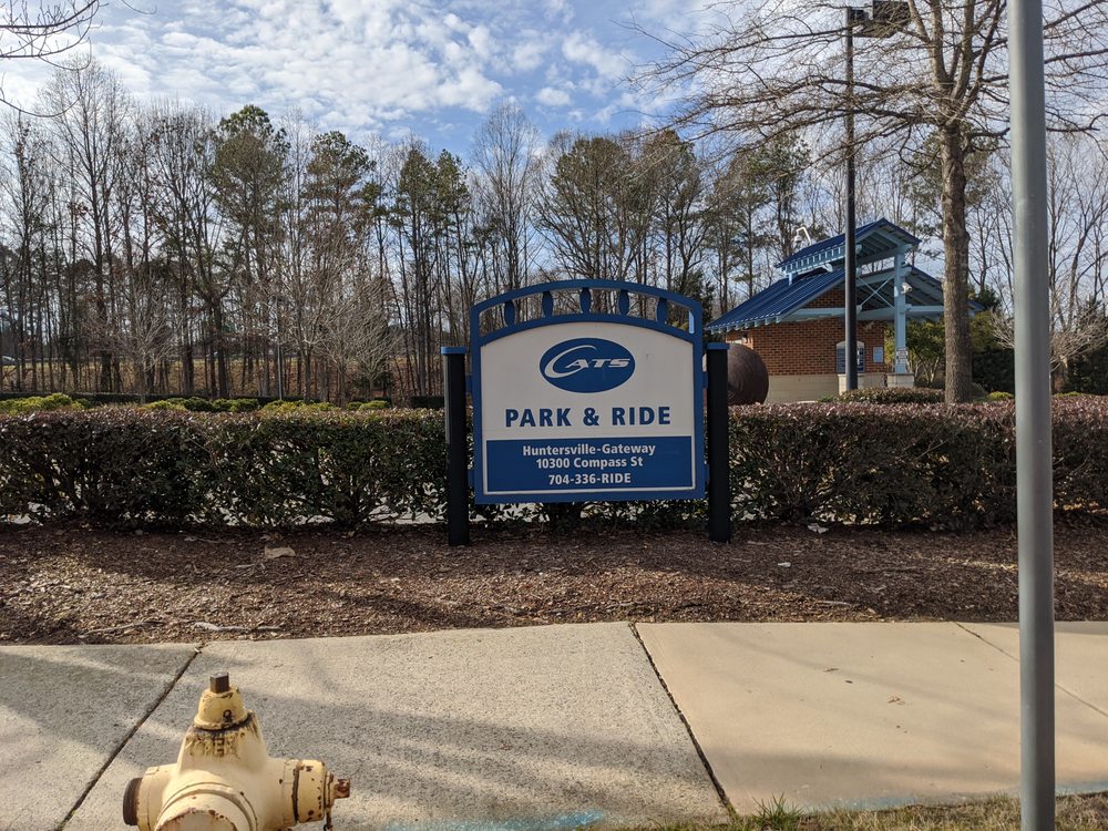 Park & Ride Huntersville-Gateway
