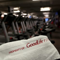 goodlife fitness trainers 75
