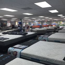 Mattress King Clearance Center Mattresses 3024 University Dr Photo Of Mattress King Huntsville Al United States