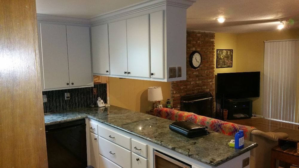 Simmons Custom Cabinets and Refacing