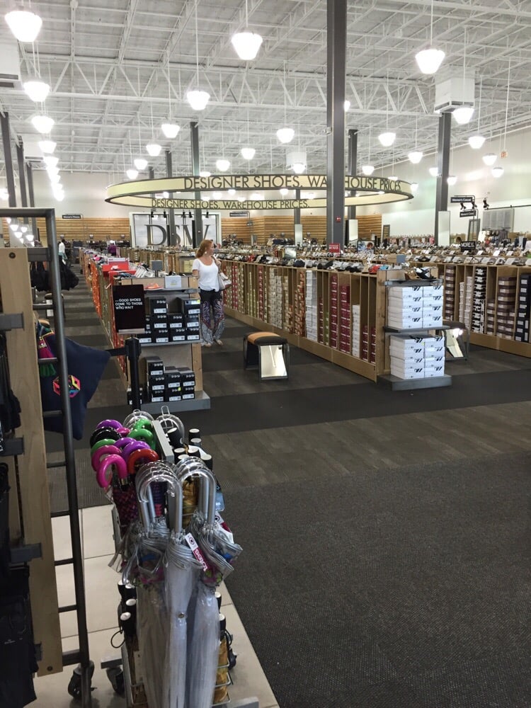 DSW Designer Shoe Warehouse 28 Photos & 28 Reviews Shoe Stores