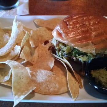 Tgi fridays roanoke