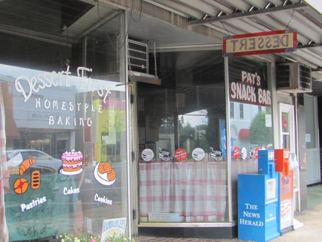 Pat's Snack Bar
