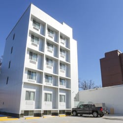 Grandview Hotel New York 11 Reviews Hotels 31 06 Linden Pl Photo Of Grandview Hotel New York Queens Ny United States Parking