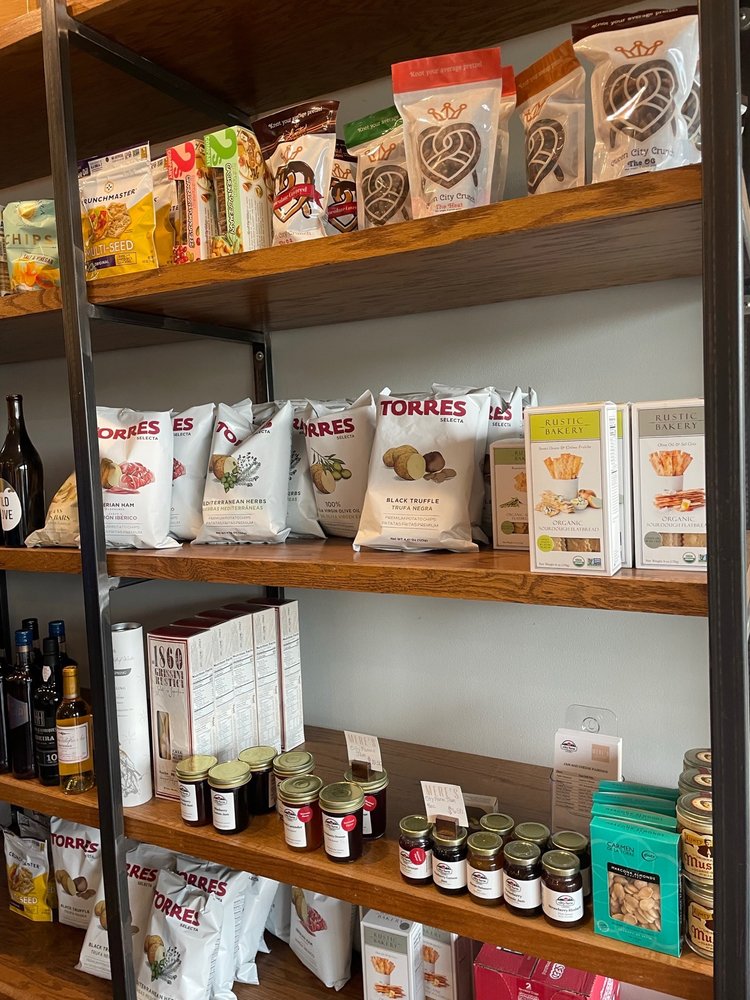 MERE'S CHEESE AND WINE