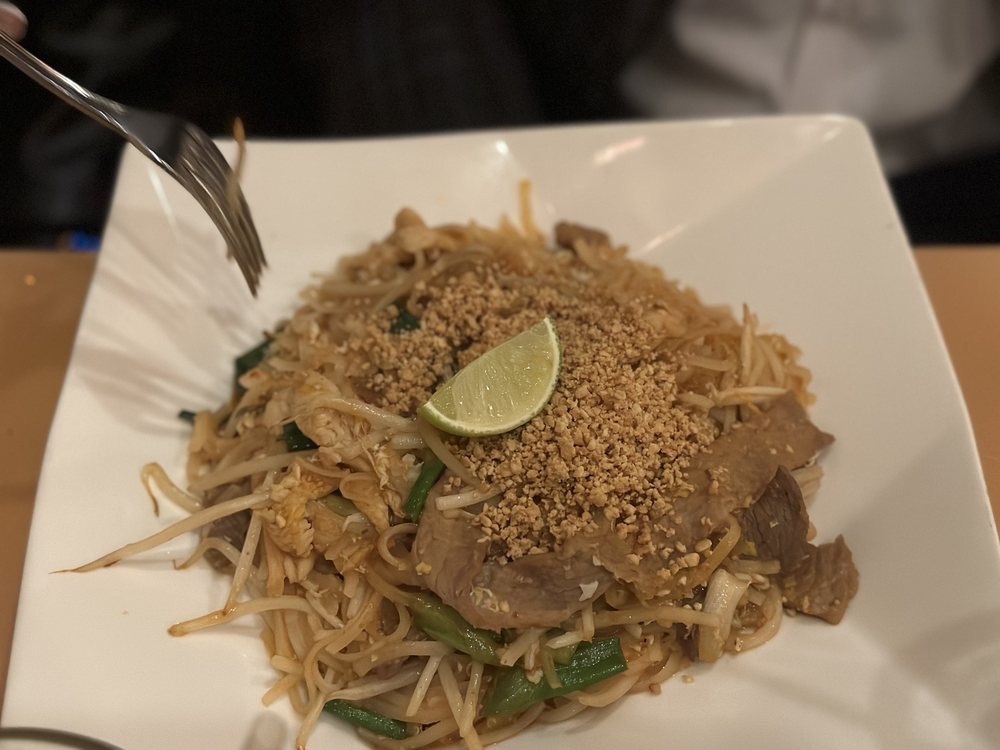 Tida Thai Cuisine NFK