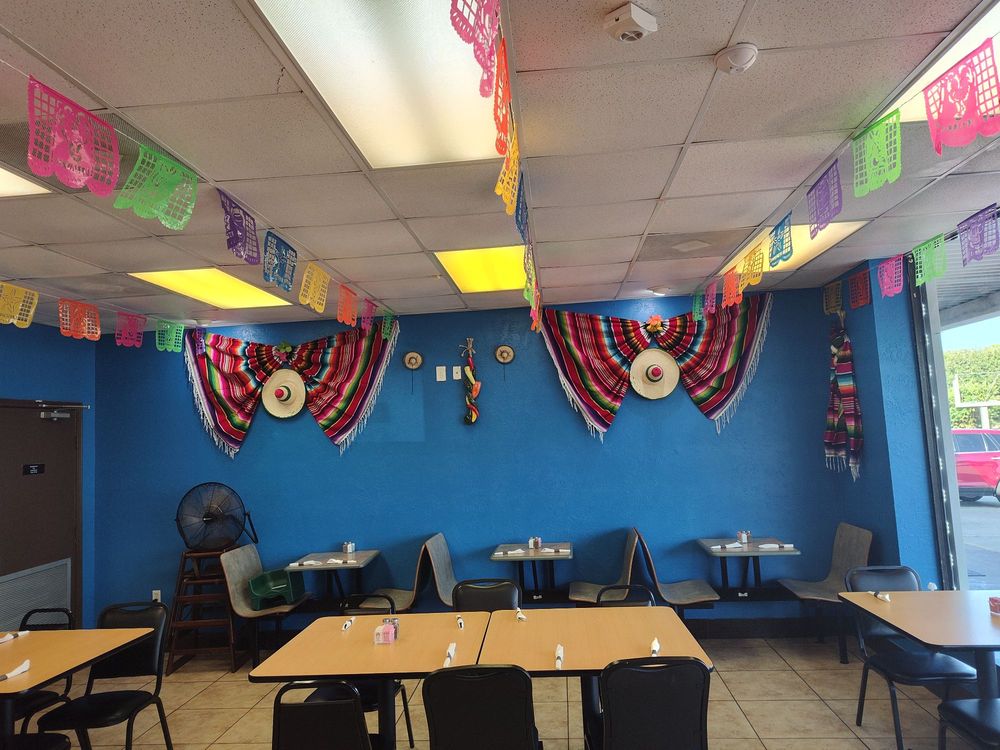 Taqueria El Pavo Real, Webster Roadtrippers