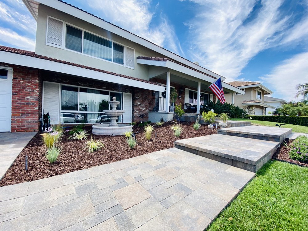 Saddleback Pavers