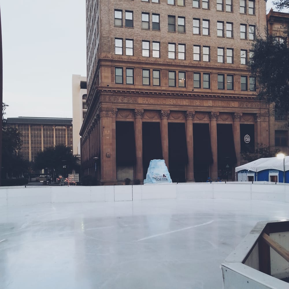 Downtown Fresno Ice Rink 13 Photos Skating Rinks Fulton Mall At
