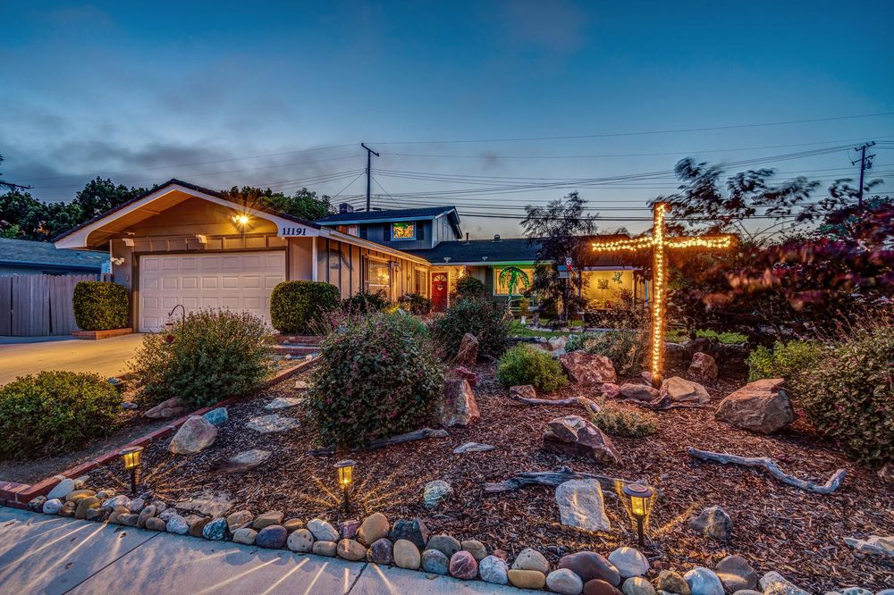 Xavier Flores Ventura Real Estate