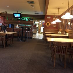 Pizza Hut 2050 Village Drive Ste 2 Leeds Al Photo Of Pizza Hut Leeds Al United States Dining Room