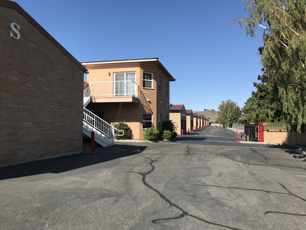 Rancho Storage Center