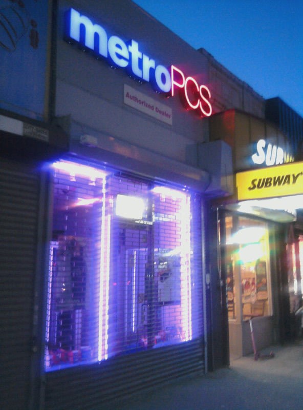 Metro PCS Mobile Phones 178 Dyckman, Washington Heights, New York