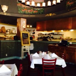 Gilda S Italian Restaurant 164 Photos 317 Reviews Photo Of Gilda S Italian Restaurant Portland Or United States Nice Cosy Interior