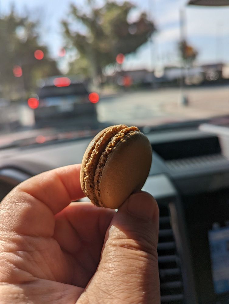 Bisous Bisous Pâtisserie