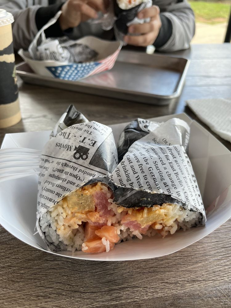 Yum Sushi Burrito & Poke