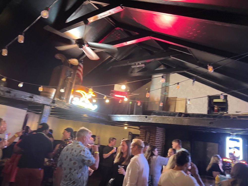 Dan's Pub