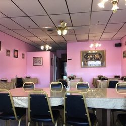 Dahra Thai Cuisine 34 Photos 64 Reviews 1 Man Mar Dr Photo Of Dahra Thai Cuisine Plainville Ma United States The Main Dining