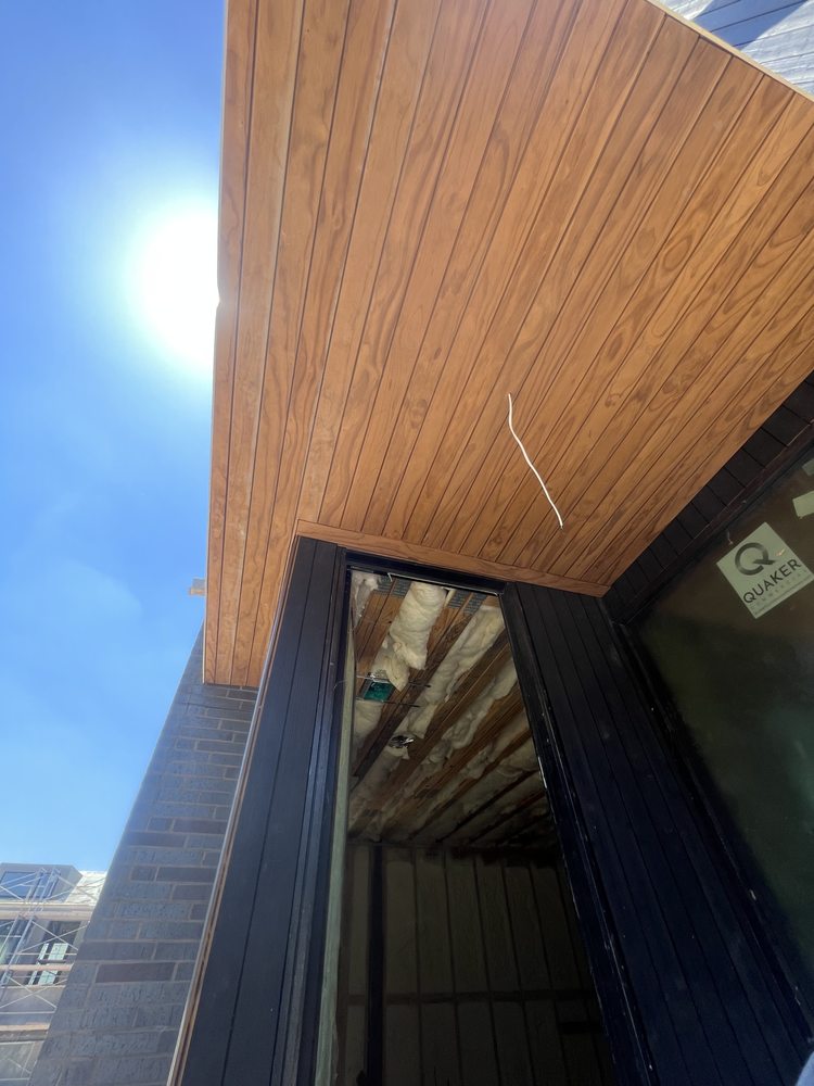 J & R Cornice