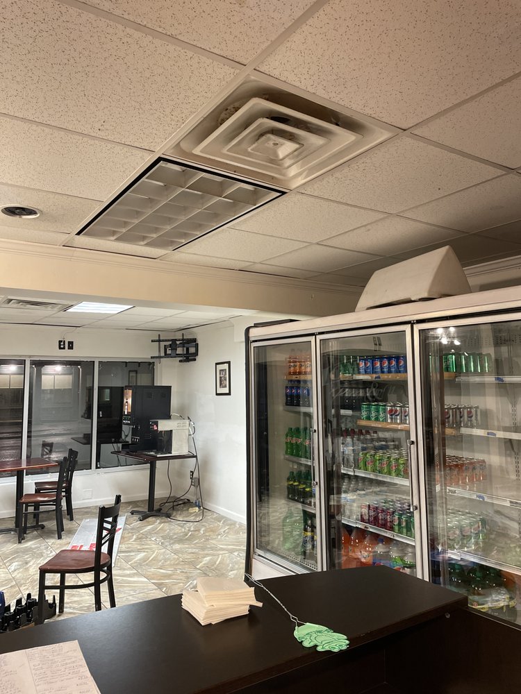 Home Town Pizza & More