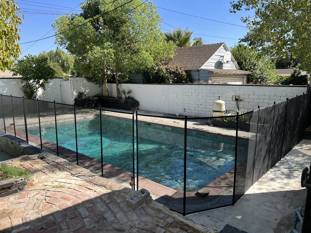 Vazquez Pool Fences