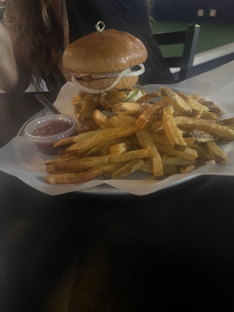 Hang Time Sports Grill & Bar