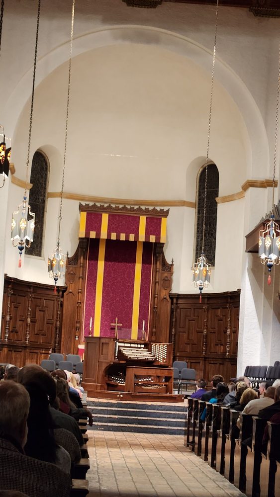 Knowles Memorial Chapel