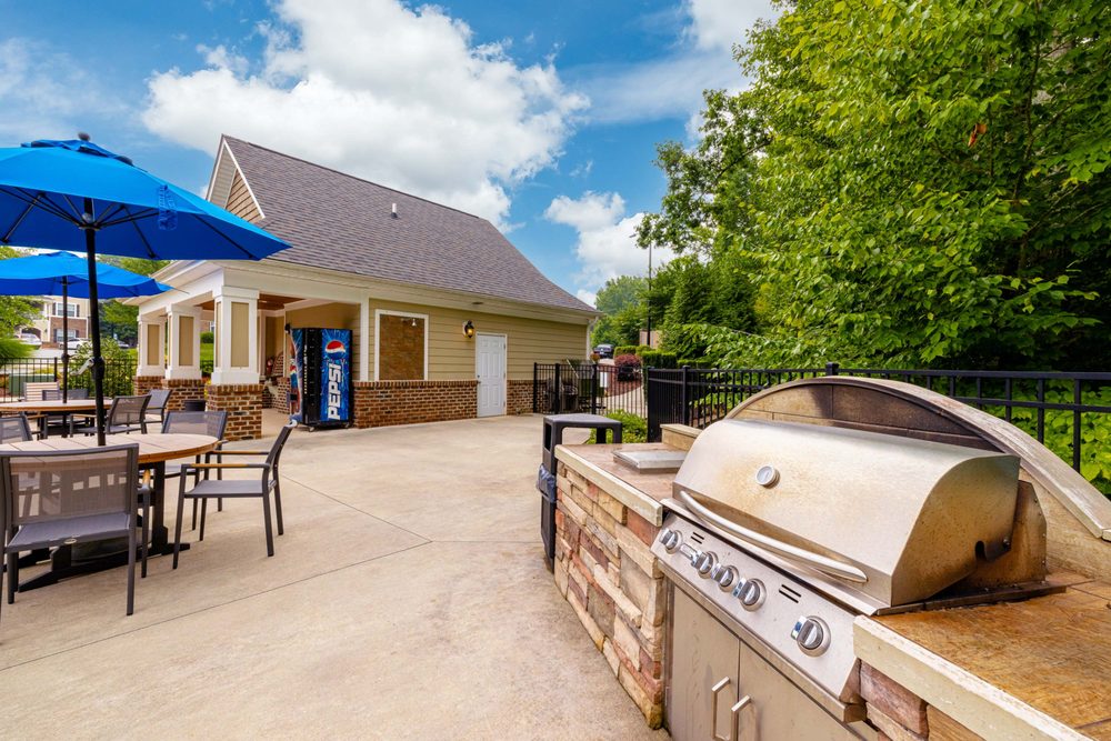 Alexander Pointe Apartments