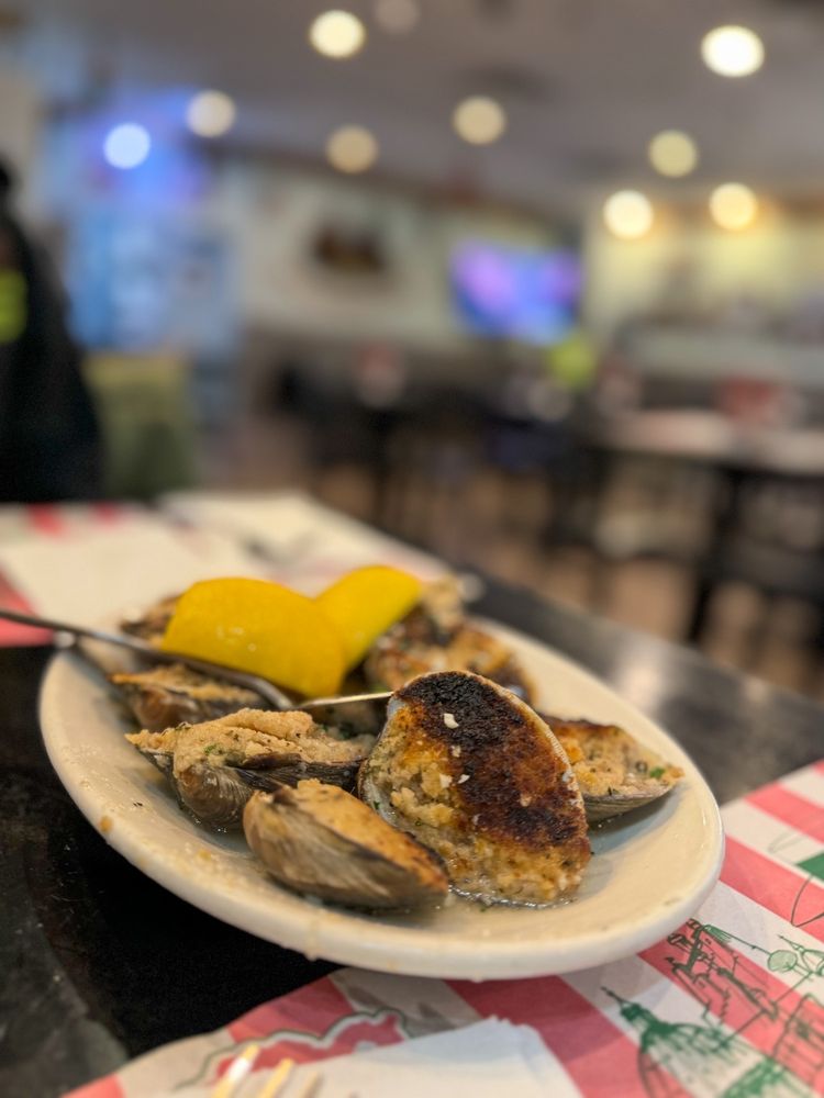 Randazzo's Clam Bar