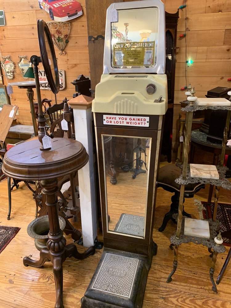 Hyde Park Antiques Center