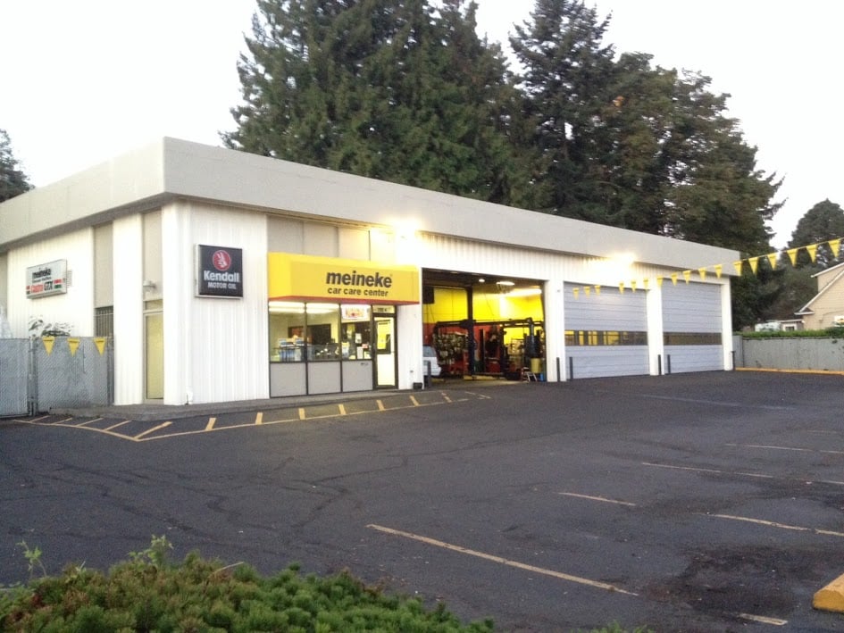 Meineke Car Care Center 38 Photos & 24 Reviews Auto Repair 206 N