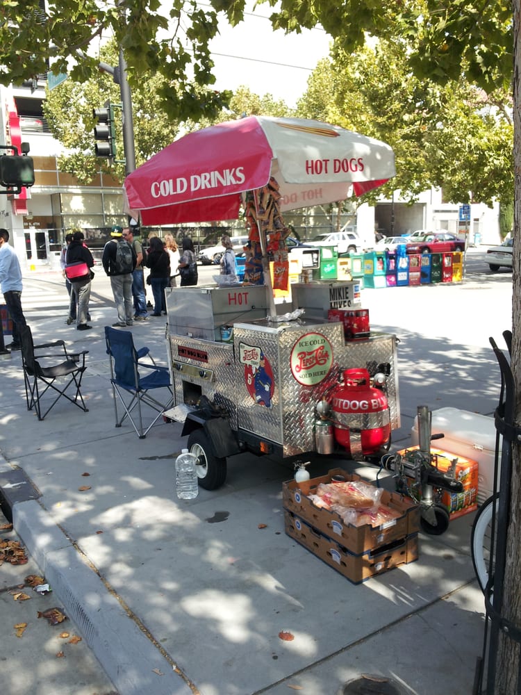 Hot Dog Blvd