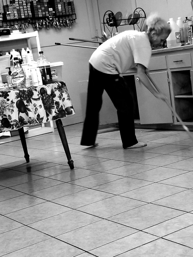 Angie's Tip Top Cleaning