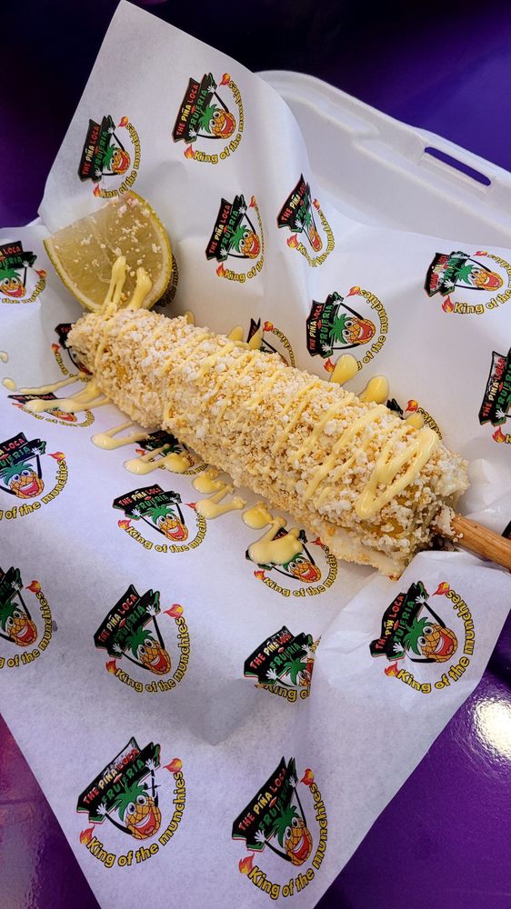 The Pińa Loca Fruteria