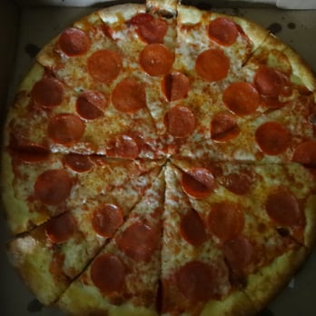Spiga D Oro 15 Photos 23 Reviews Pizza 25 Middle St Photo Of Spiga D Oro Bristol Ct United States Large Pepperoni