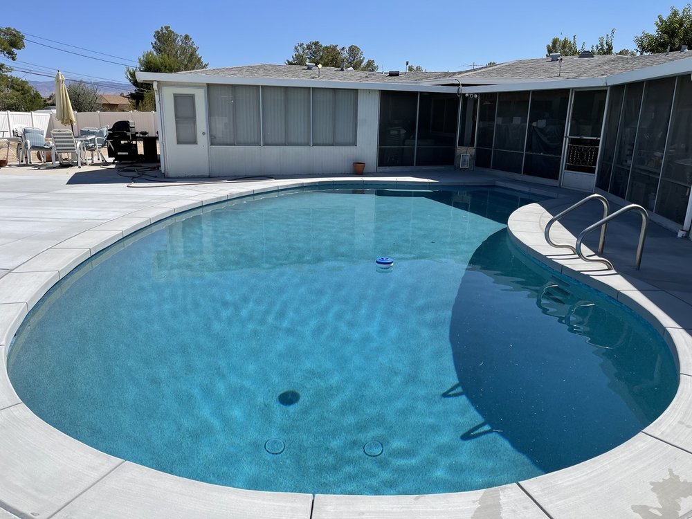 Sparkling Pool Service
