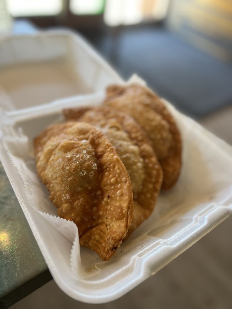 Tree Of Life Cuban Bakery - Titusville