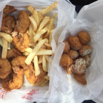 Sners Seafood 600 Nw 3rd St Pompano Beach Fl Restaurant Photo Of Sners Pompano Beach Fl United States Jumbo Shrimp Box