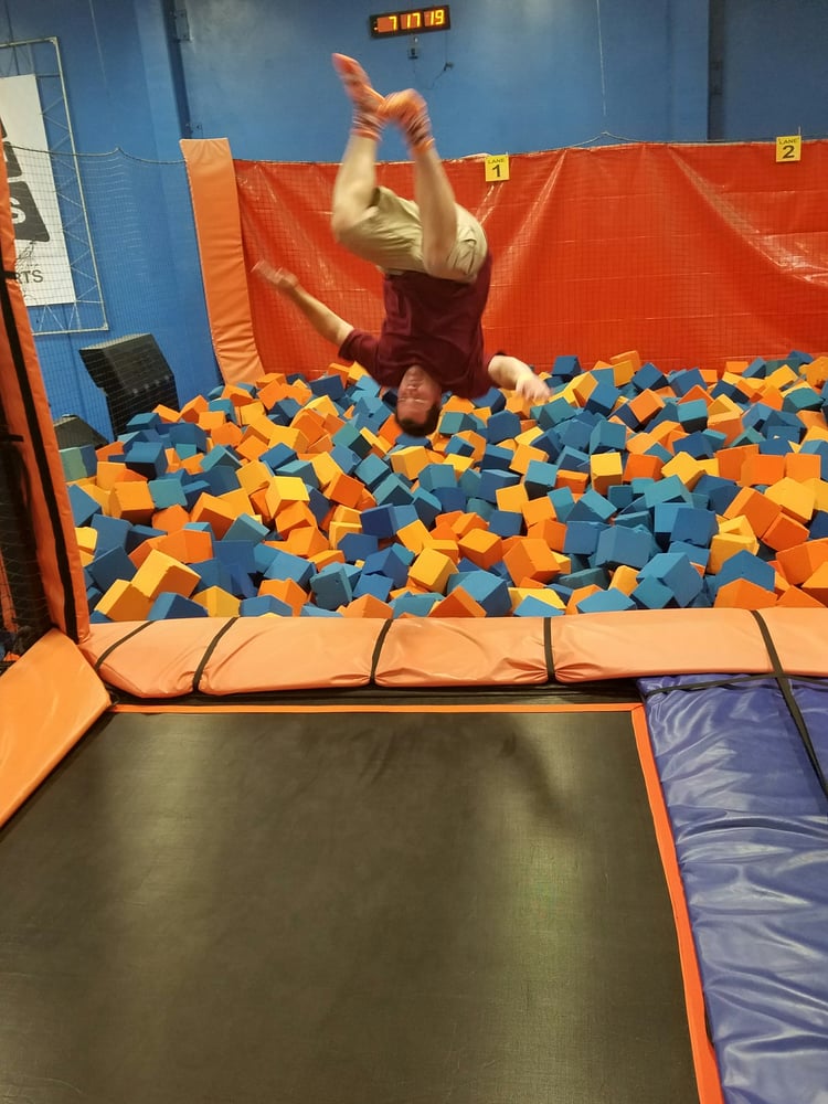 Sky Zone 16 Reviews Trampoline Parks 1300 SE Gateway Dr, Grimes