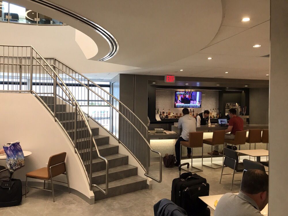 American Airlines Admirals Club 18 Photos & 10 Reviews Airport